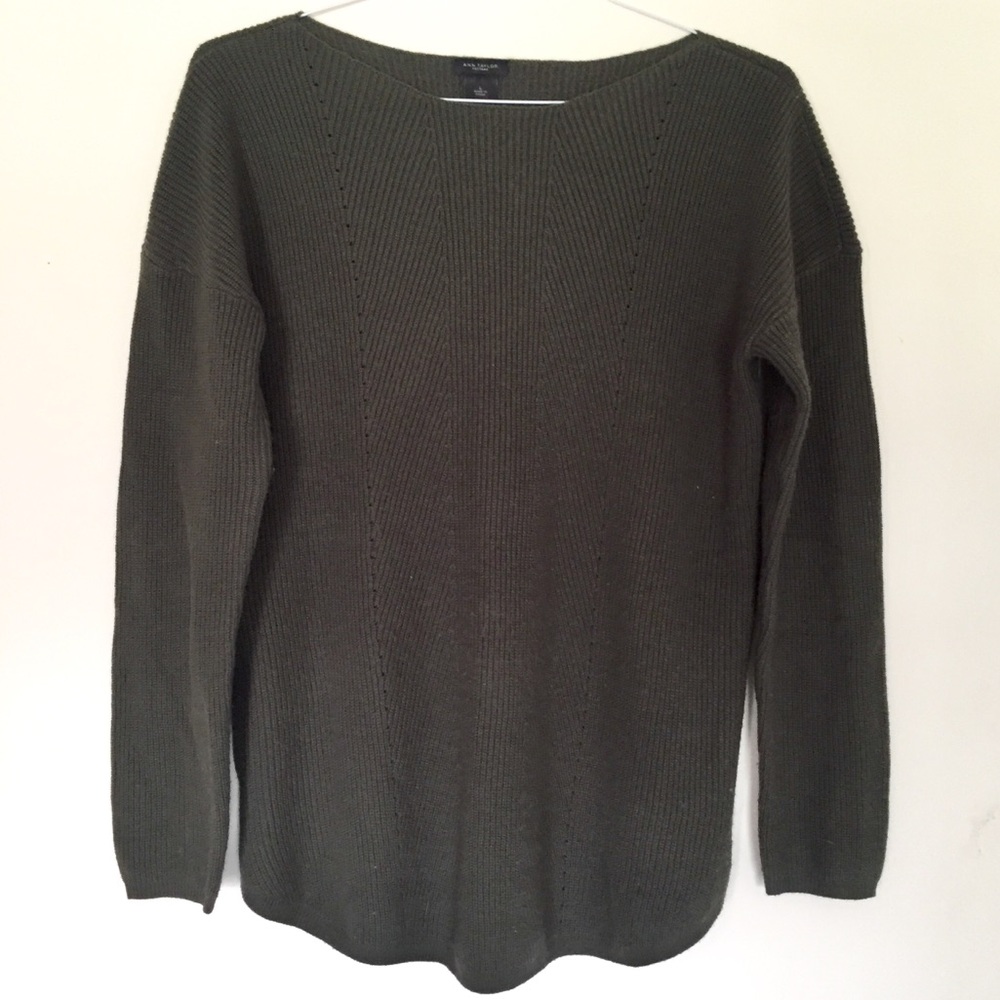 Ann Taylor Factory | Ribbed Shirttail Hem Boatneck Sweater in Forest Green